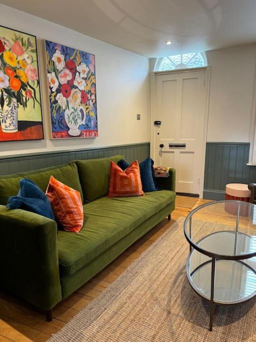 Spring Crescent Cottage In Rye Luaran gambar