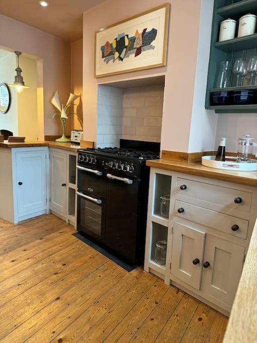 Spring Crescent Cottage In Rye Luaran gambar