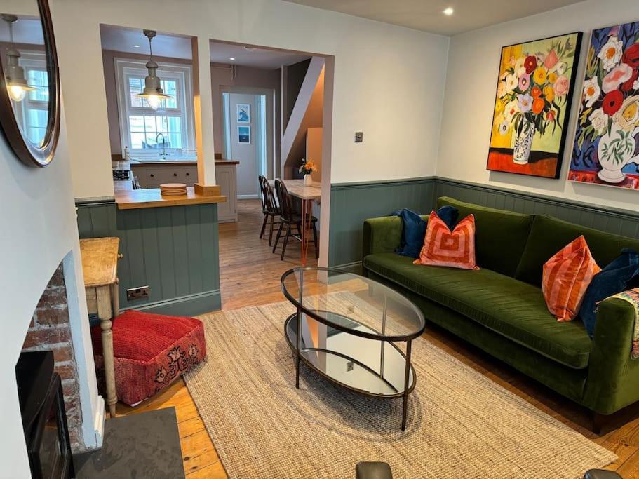 Spring Crescent Cottage In Rye Luaran gambar